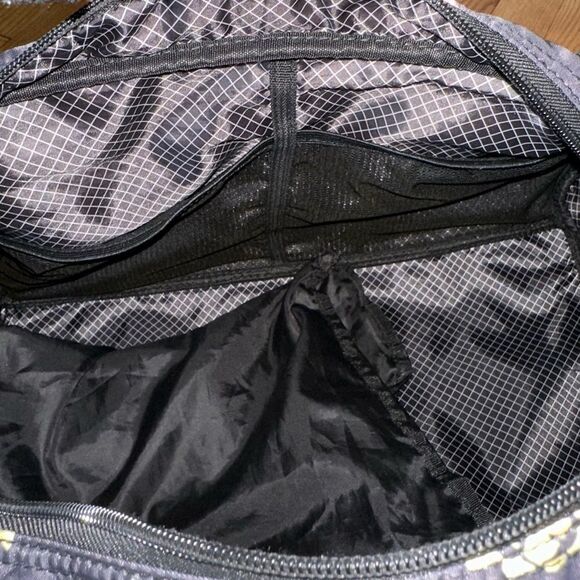 🍍🍍**  2017 limited edition ** 🍍🍍THE LSFXVOORAY SWEAT IT OUT GYM BAG! - Picture 7 of 16